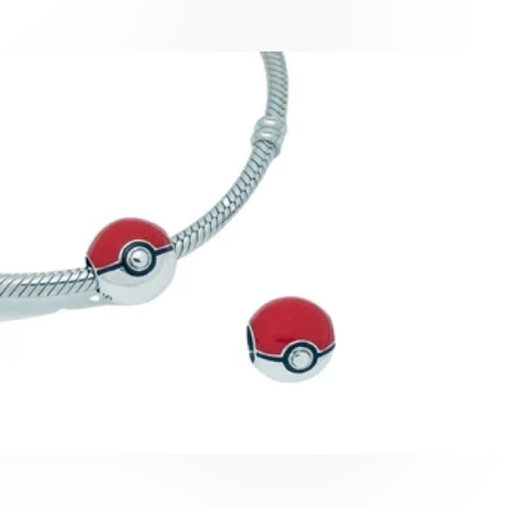 Pokemon Pokeball Fully Enameled Charm For Charm Bracelet - Picture 2 of 6